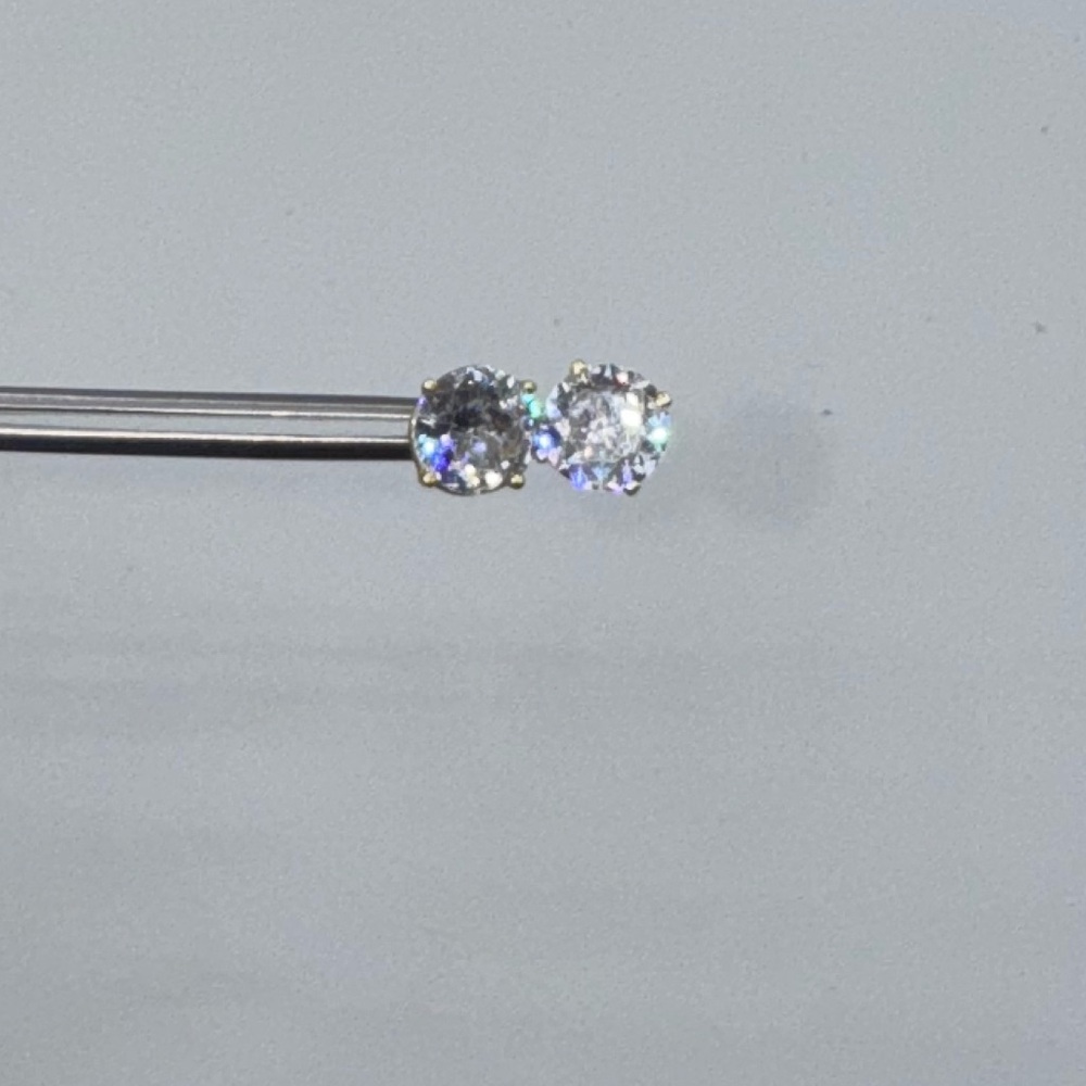 18k 2ct Brilliant Cut Studs - Picture 7 of 13
